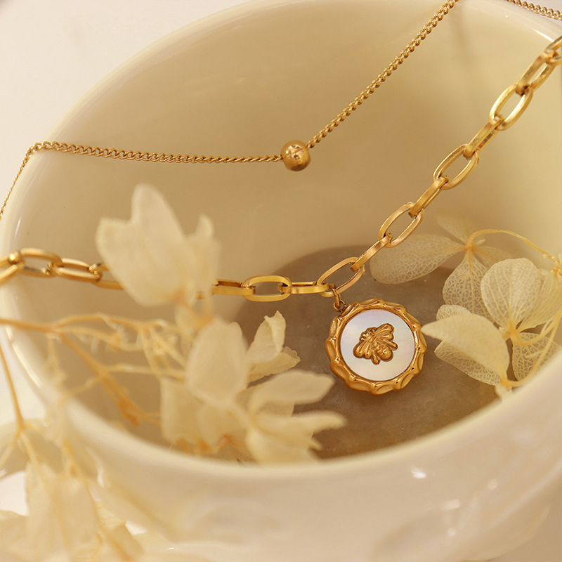 Versatile White Shell Little B - đánh giá và giá Layered Necklace Set